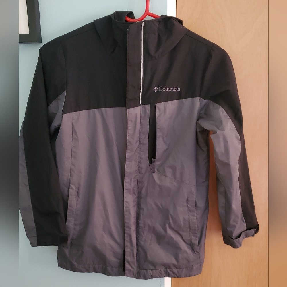 Columbia Kids' Black and Gray Performance Jacket Size Small (8)